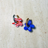 Hibiscus earrings white blue