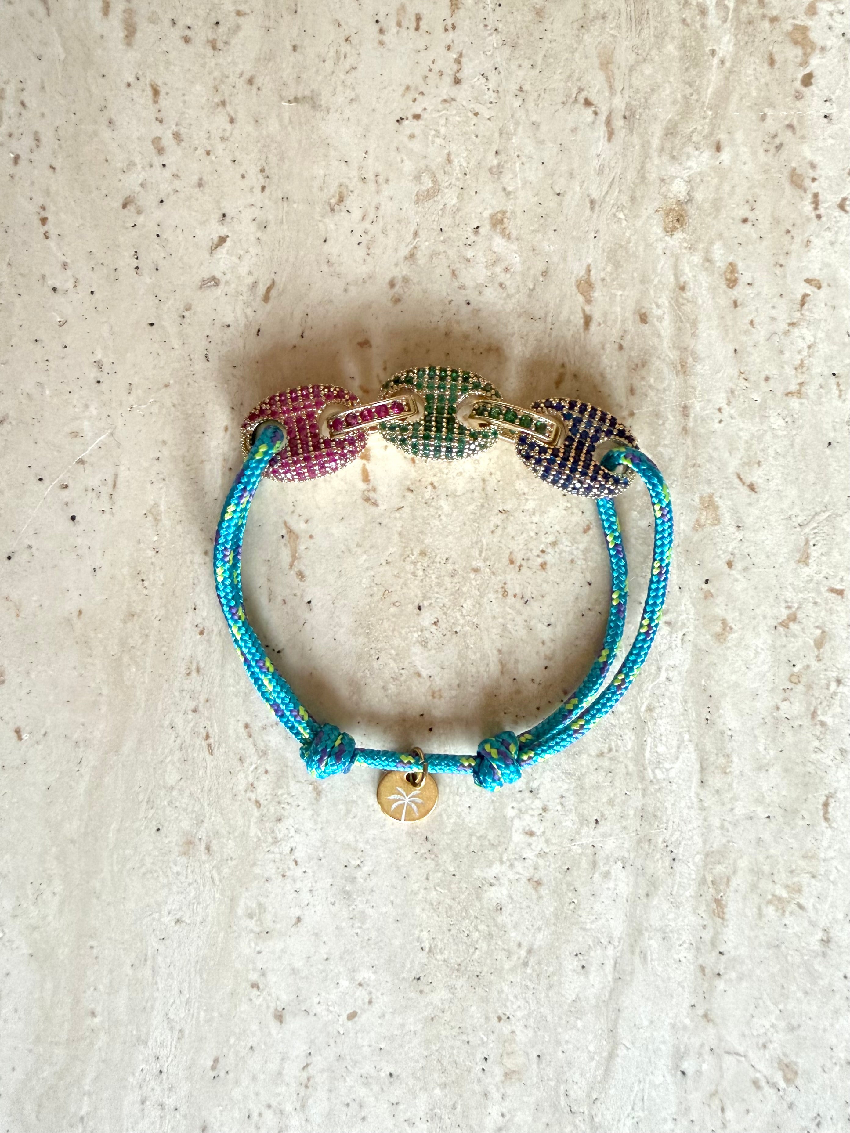 Lucky trinity bracelet