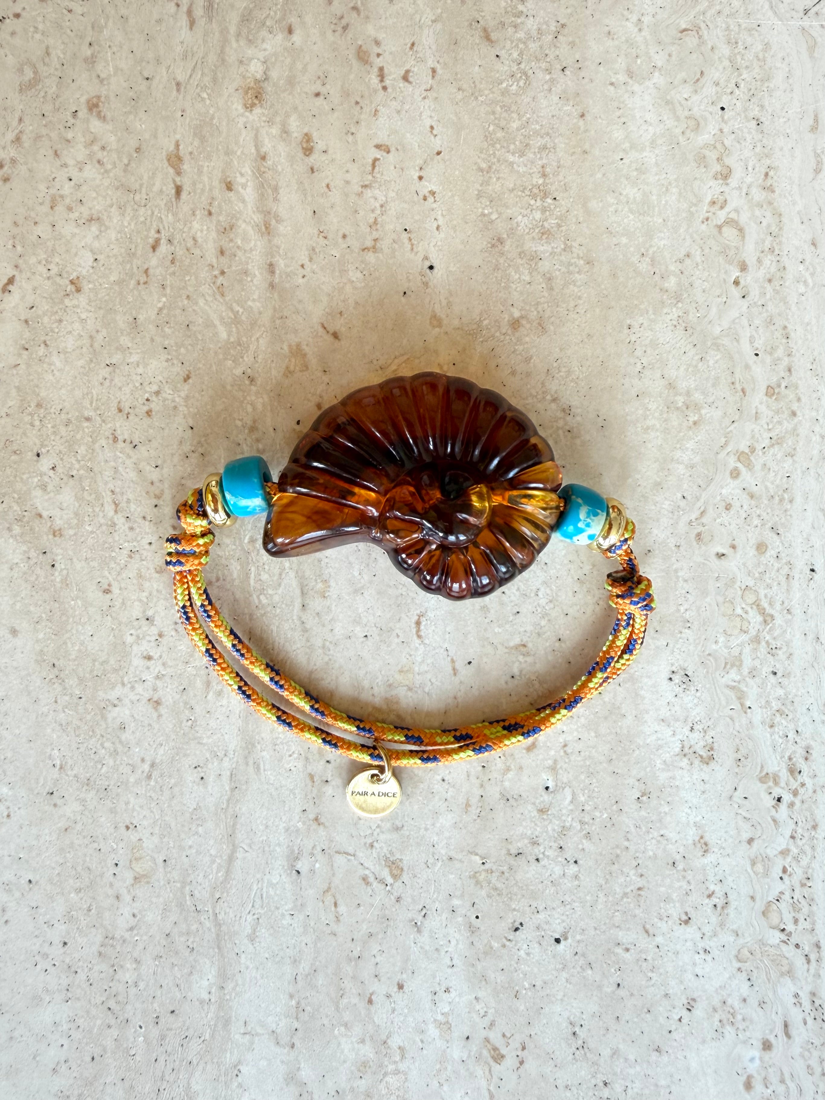 Shelly bracelet